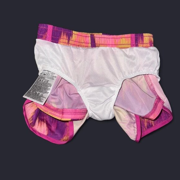 Nike Girls Shirt & Shorts Set **Shirt is size 2T & Shorts are Size 3T** - Picture 2 of 7